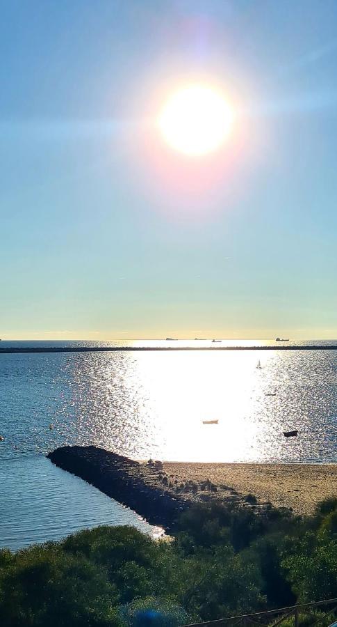 El Apartamento De Amy Con Vistas Al Mar มาซากอน ภายนอก รูปภาพ